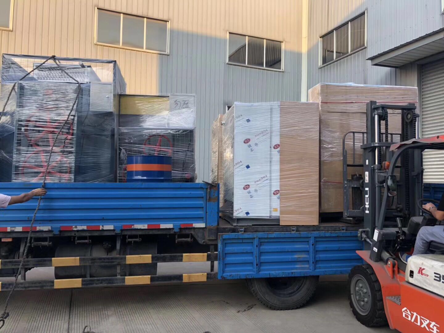 <b>隔離式醫(yī)院用洗衣機趨勢清洗的難處</b>